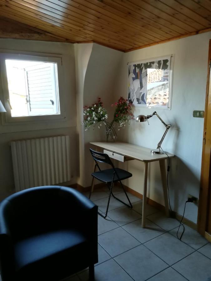 Alloggio Incantevole Sui Tetti Di Bolonia Zewnętrze zdjęcie